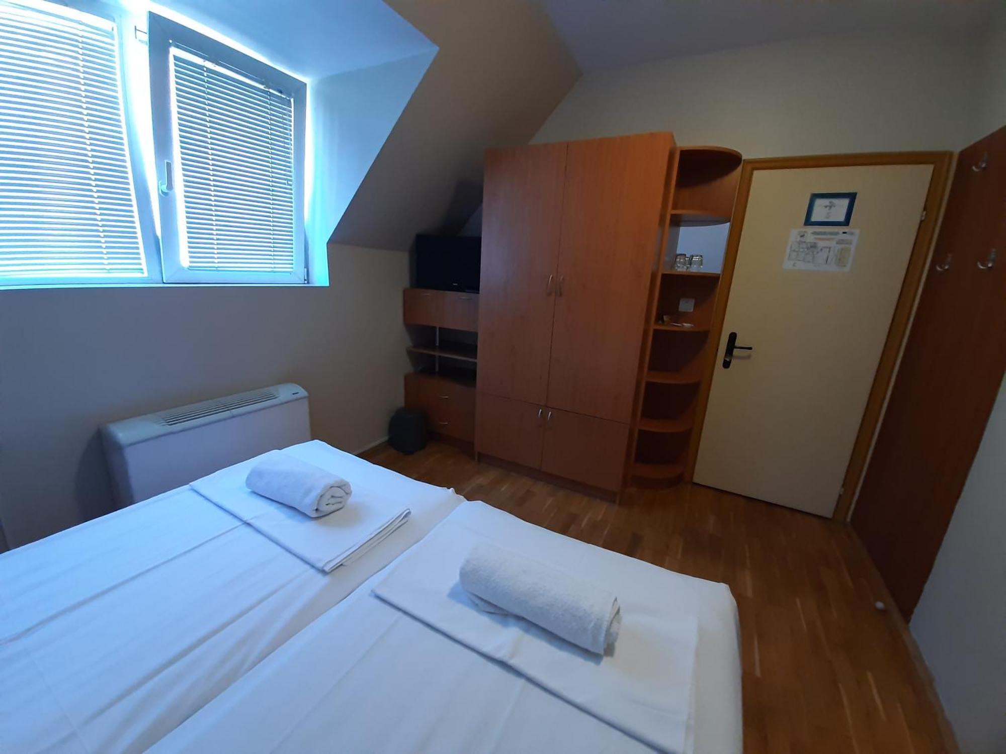 Guest House Diel Veliko Tarnovo Quarto foto